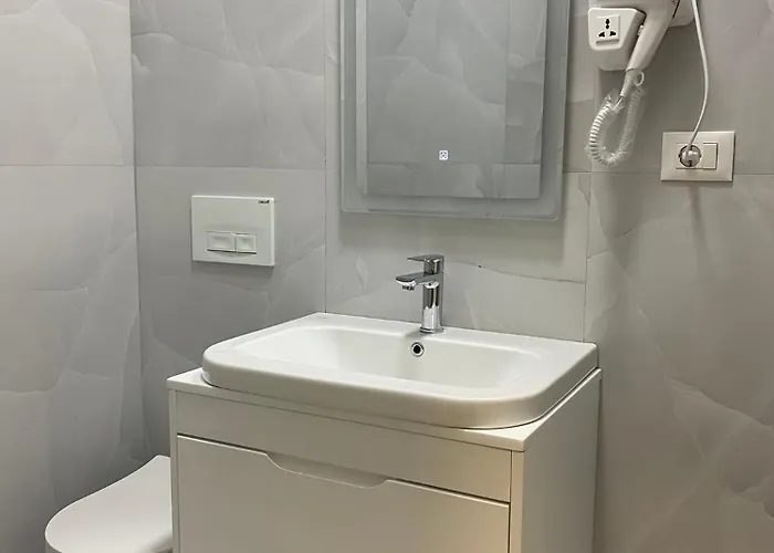 Apartamento Kaimi Gemstone - 24h Check In Tirana