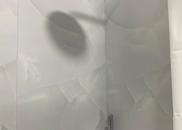 Kaimi Gemstone - 24h Check In * Tirana